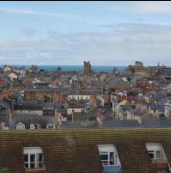 Parc Y Bryn Luxury Penthouse Apartment Aberystwyth Bagian luar foto